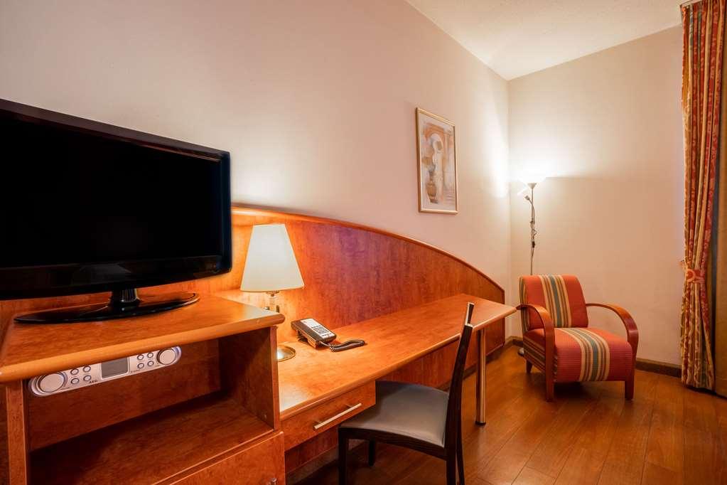1, 2, Sleep Boardinghouse Unterschleissheim Zentrum Kamer foto
