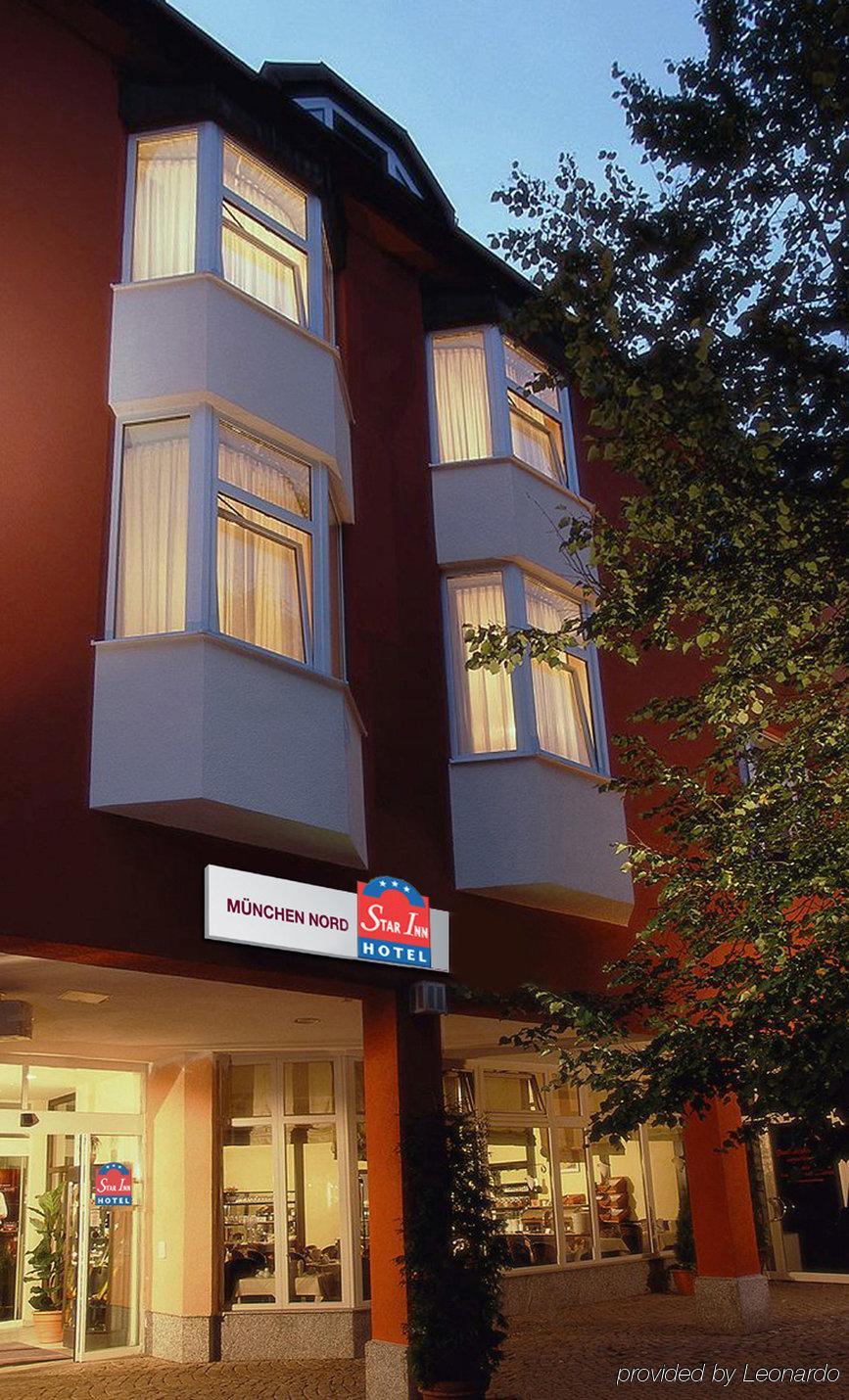 1, 2, Sleep Boardinghouse Unterschleissheim Zentrum Buitenkant foto