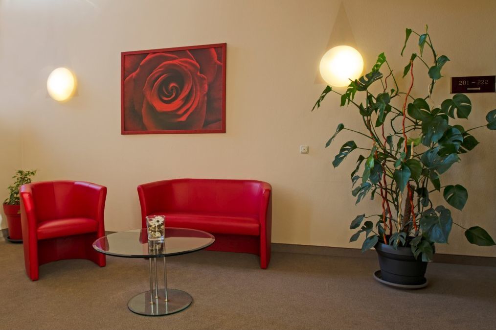 1, 2, Sleep Boardinghouse Unterschleissheim Zentrum Buitenkant foto